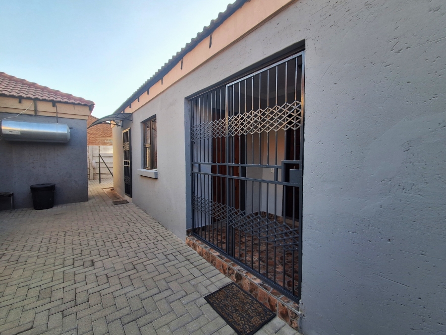 3 Bedroom Property for Sale in Elandsrand North West